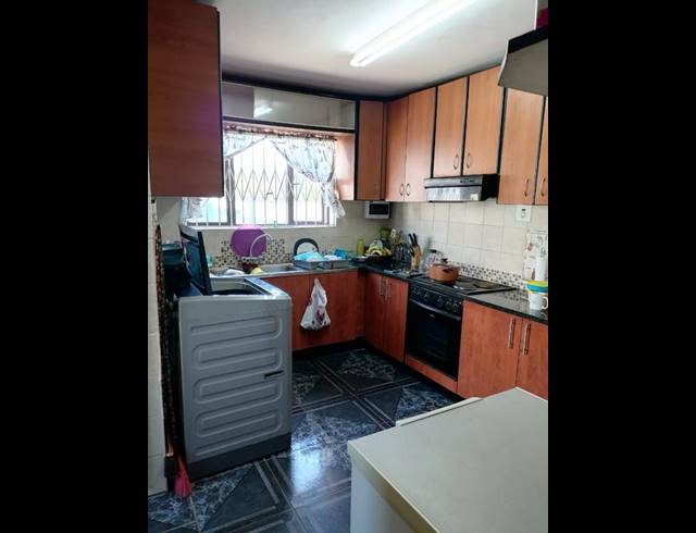 3 BEDROOM HOUSE FOR SALE IN WENTWORTH